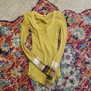 Free People Kombucha Thermal (yellow)